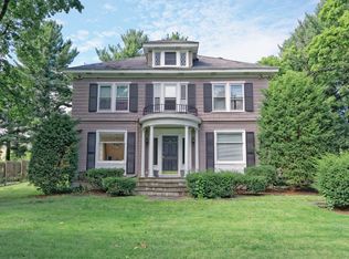 94 Van Rensselaer Blvd, Albany, NY 12204