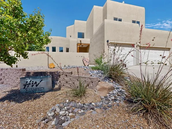 9905 Cardinal St NW, Albuquerque, NM 87114