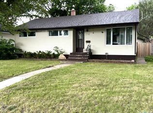 2745 Park STREET, Regina, SK S4N 2H4