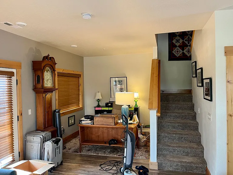 4015 S Russell St — Photo 5