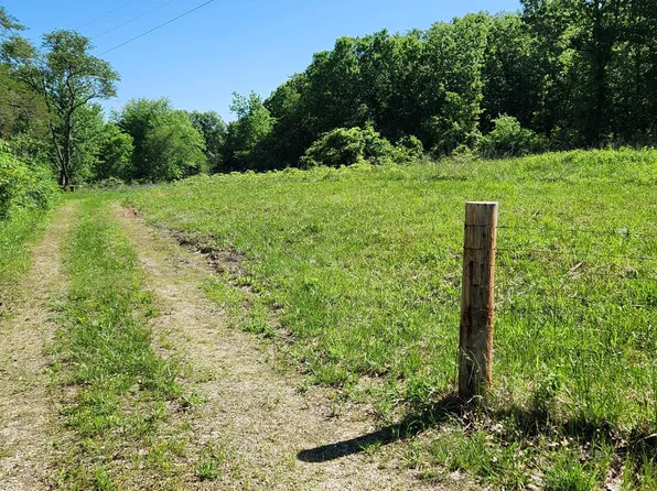 000 E 1250 Road, Stockton, MO 65785