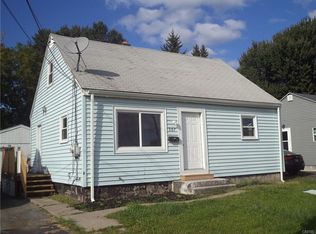 307 E Taft Rd, North Syracuse, NY 13212