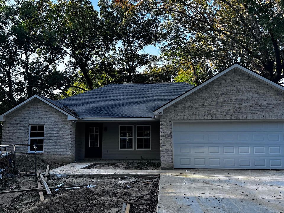 1001 Rodeo Dr, Denham Springs, LA 70726 Zillow