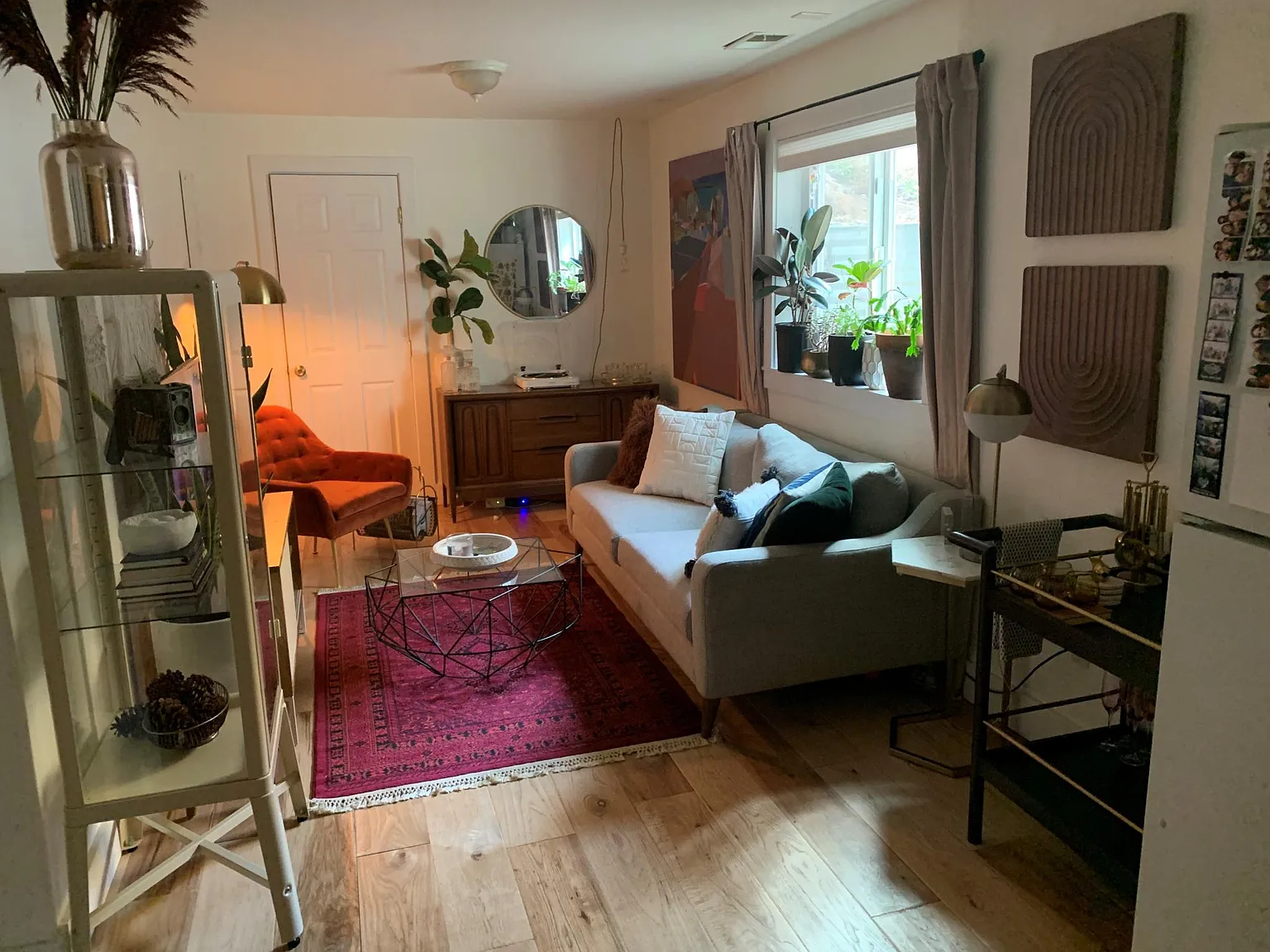 1 bed, 800 sqft, $1,350 — Photo 4