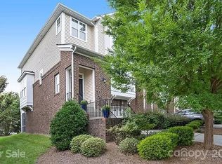 820 Skybrook Falls Dr, Huntersville, NC 28078