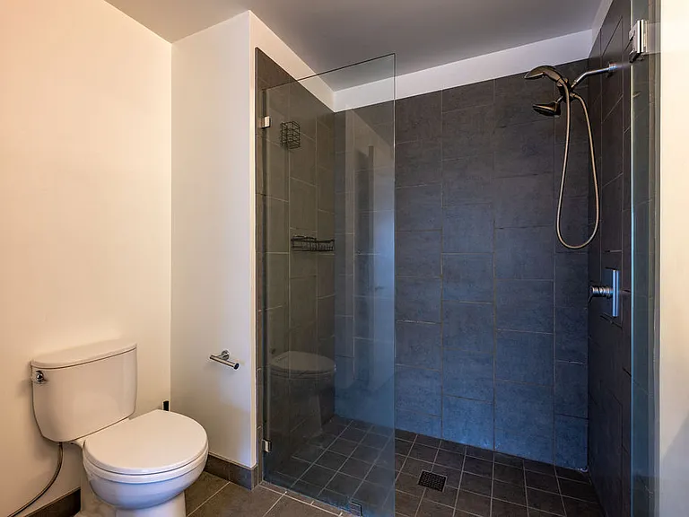 1788 Clay St #404 — Photo 18