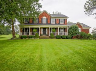 4004 Centerwood Dr, Crestwood, KY 40014
