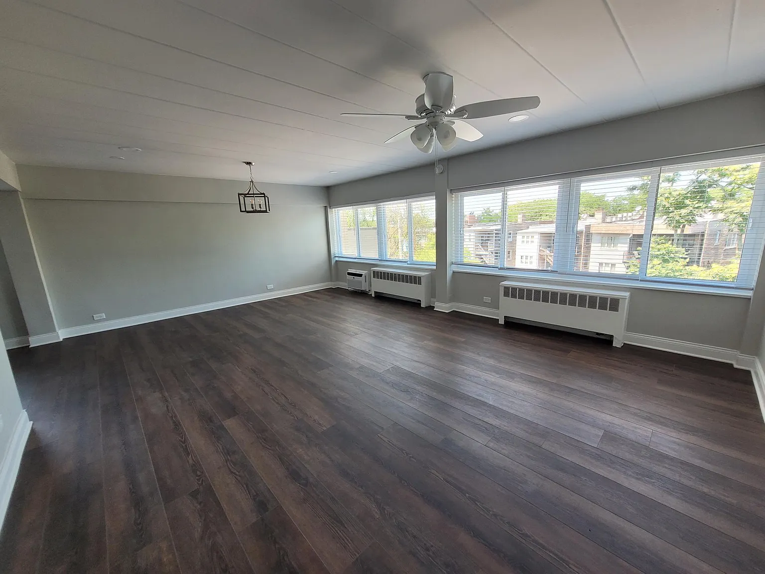 2 bed, 1.5 bath, $1,995 — Photo 2