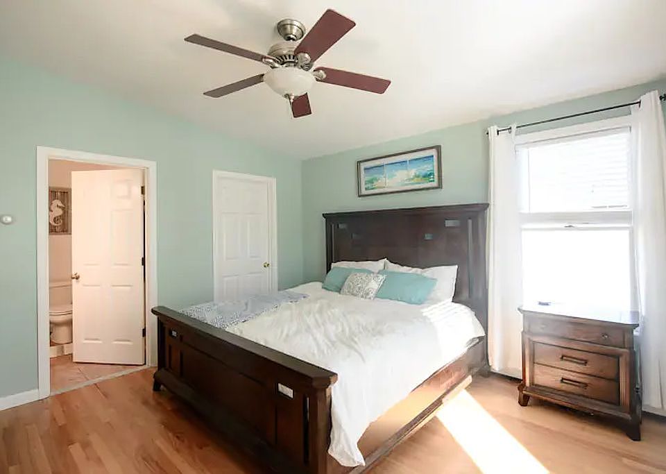 24 Raynham Ave, Portsmouth, RI 02871 Zillow