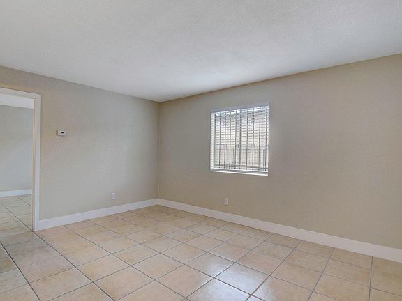 3rd image of 2575 Lynnwood St APT 1