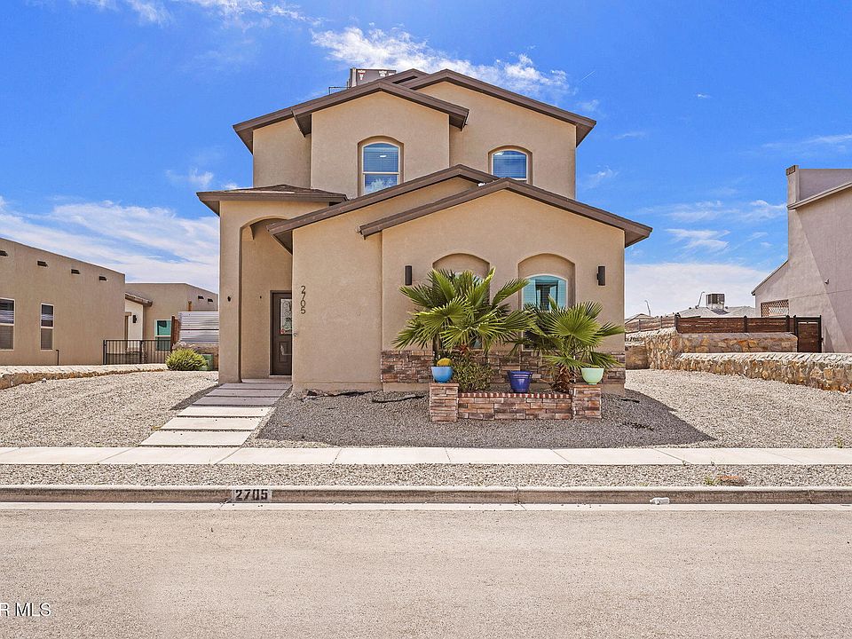 1st image of 2705 Maria Casas St