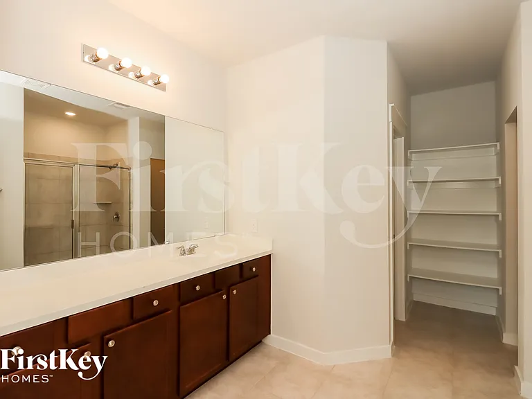 15418 Formaston Dr — Photo 10