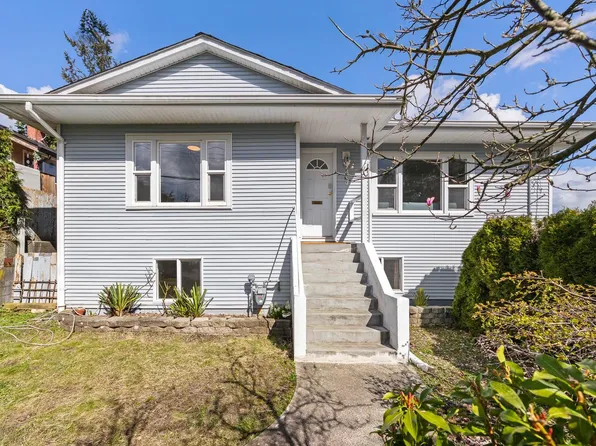 341 Sherbrooke St, New Westminster, BC V3L 3M4