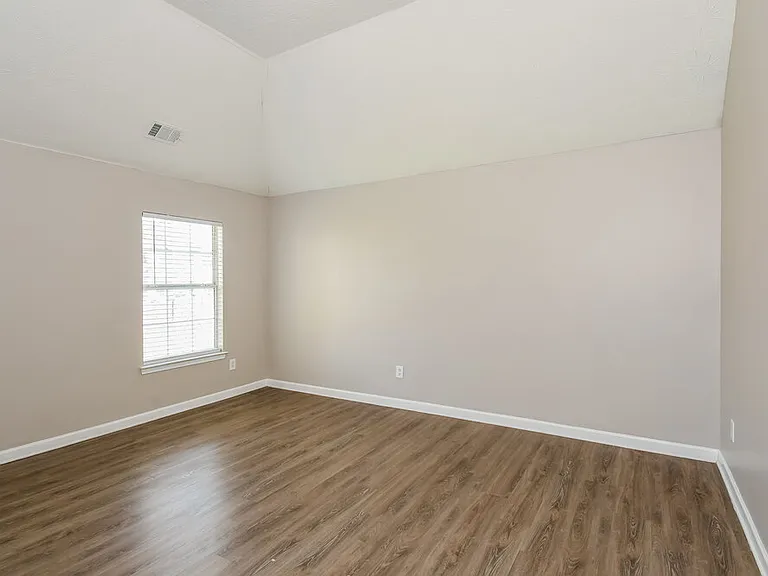 3832 Monticello St — Photo 13