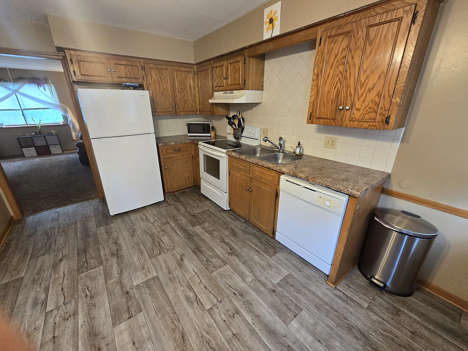 2 bed, 900 sqft, $975 — Photo 4