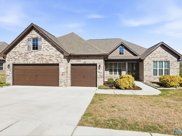 12607 Oak North SW, Huntsville, AL 35803