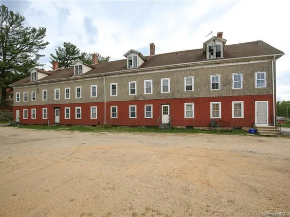 11 Market Lane, Thompson, CT 06255