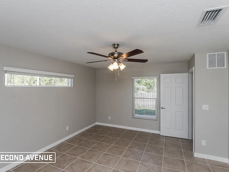 731 Hartford Ave SW — Photo 7