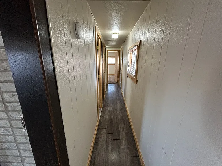 300 Linda Lee St — Photo 13
