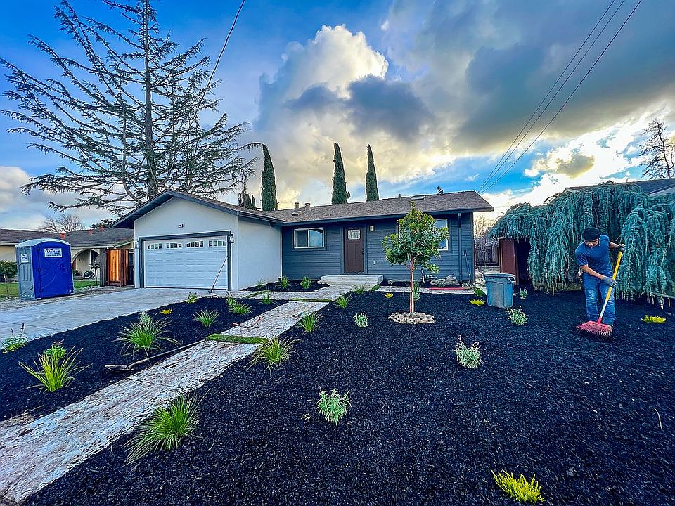 1st image of 7298 Tamarack Dr