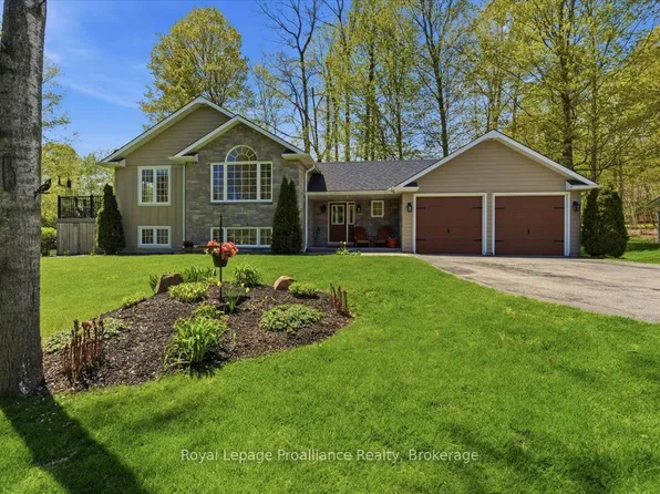 80 Whispering Woods Dr, Quinte West, ON K8V 5P7