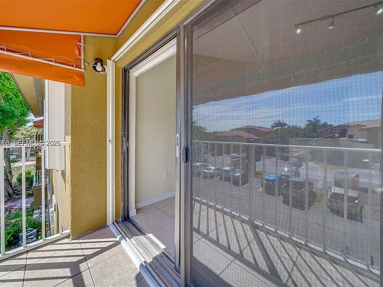 15630 SW 80th St #I-302 — Photo 16
