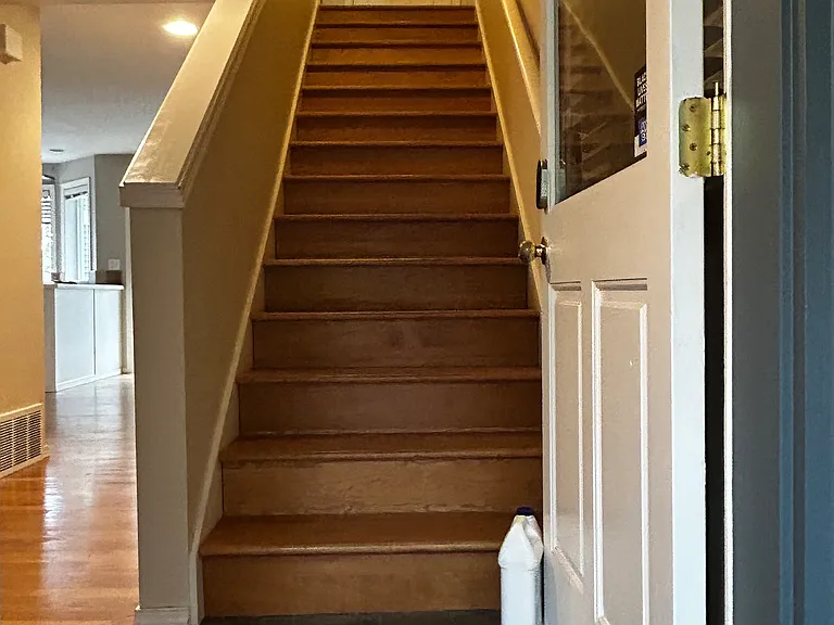 727 N 43rd St — Photo 3