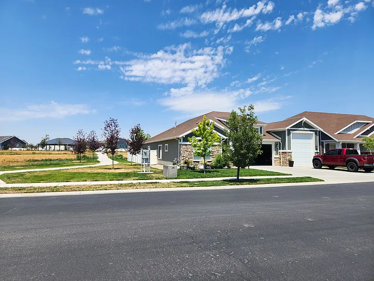 4440 W 3750 S — Photo 3