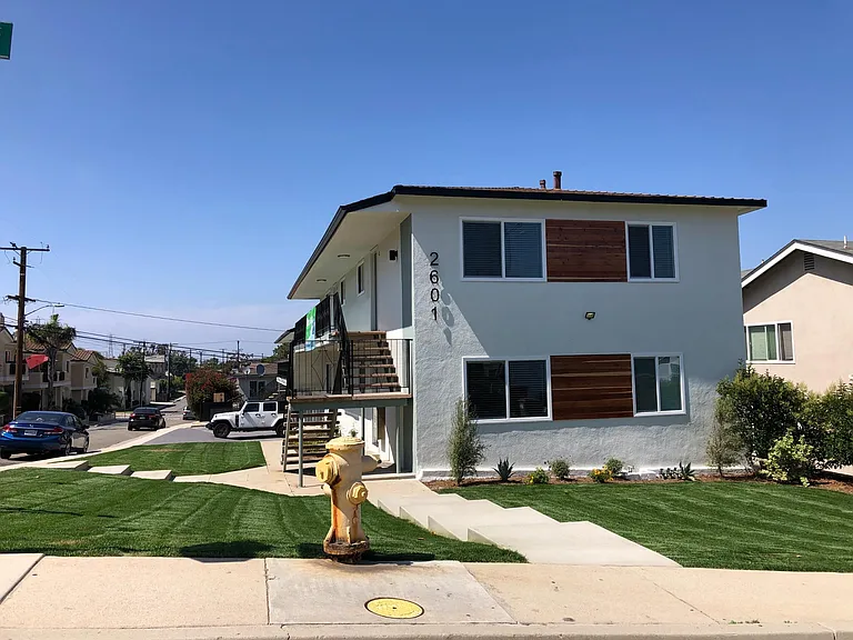 2601 Curtis Ave #D — Photo 1