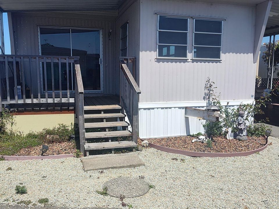 1st image of 2188 Royal Dr #33