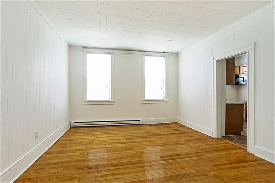 1st image of 2826 Windsor Ave #C3