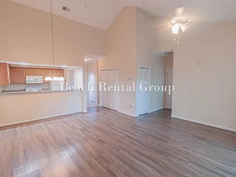148 Scotch Broom Dr #201 — Photo 7