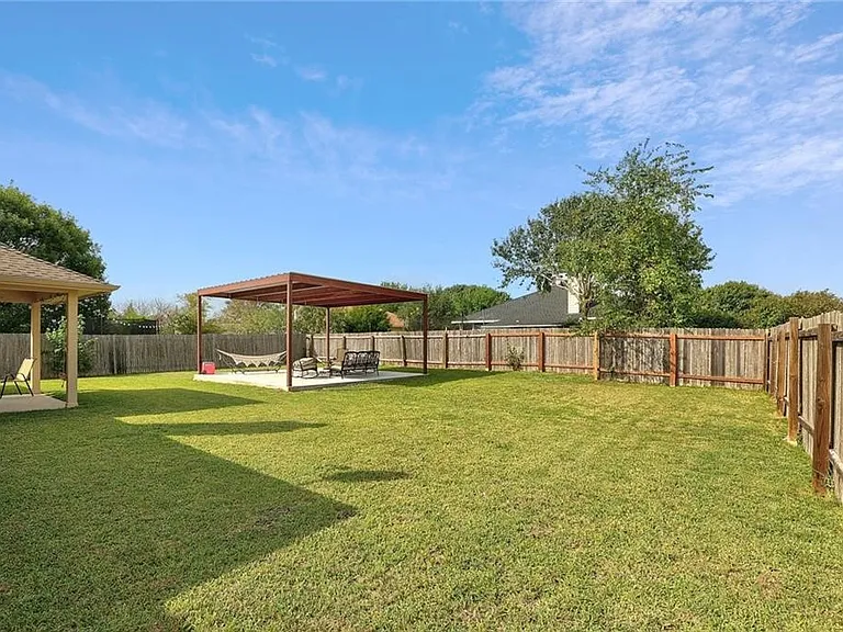 107 N Pauley Dr — Photo 20