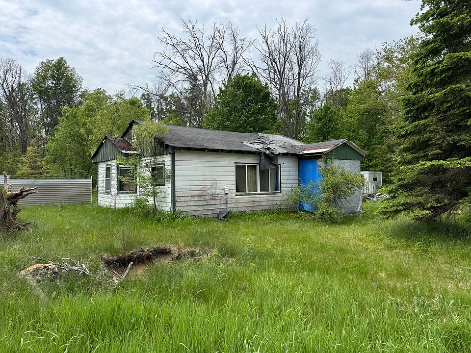 2nd image of 399 W Baldwin Rd