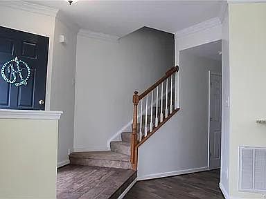 3rd image of 5615 Millwheel Way