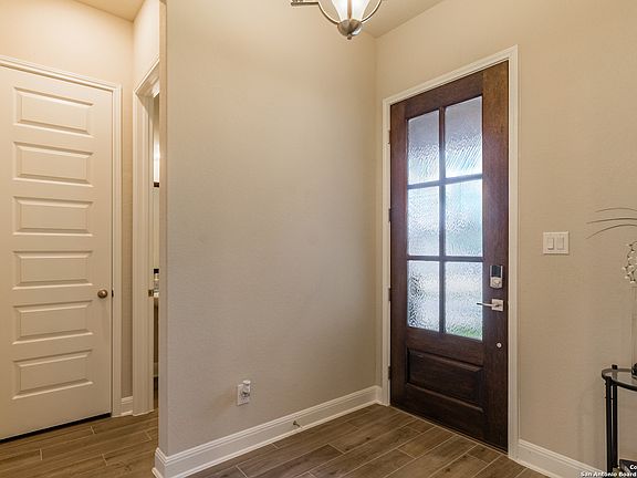 5th image of 108 Rosanna Ridge