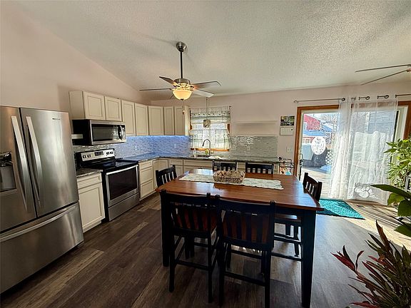 5th image of 4506 Palm Ave