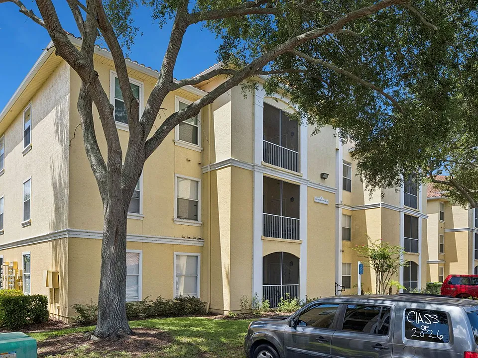 1460 Lake Shadow Cir #7207