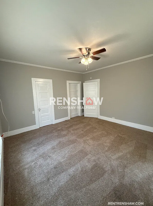 3 bed, 1.0 bath, $1,200 — Photo 2