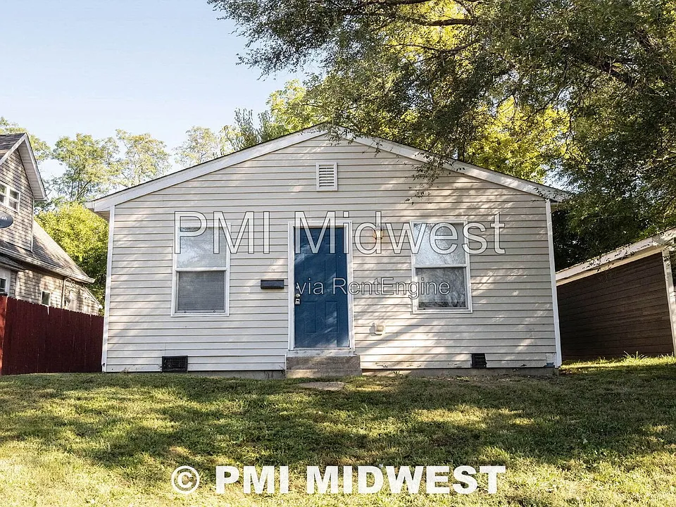 1122 Congress Ave