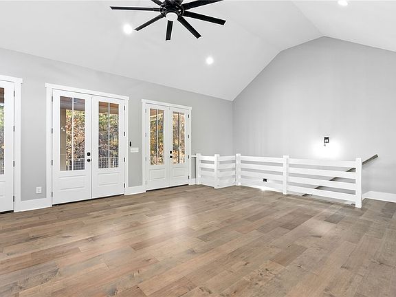 5th image of 171 Teakwood Dr