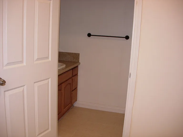 3336 Bagley Ave — Photo 19