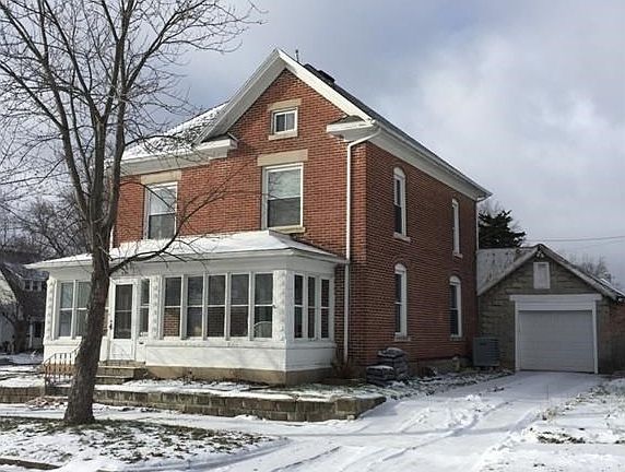 3rd image of 634 Wayne Ave