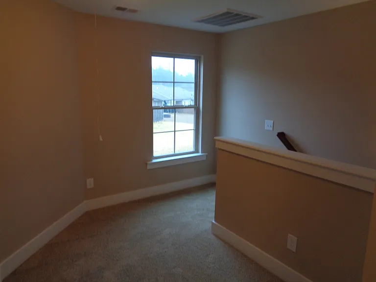 4395 Ridgemont Cir — Photo 12