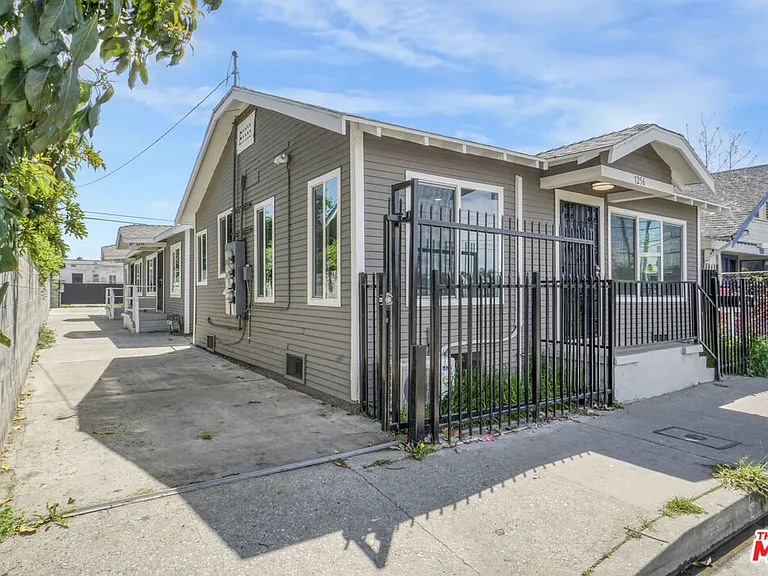 1254 Exposition Blvd — Photo 3