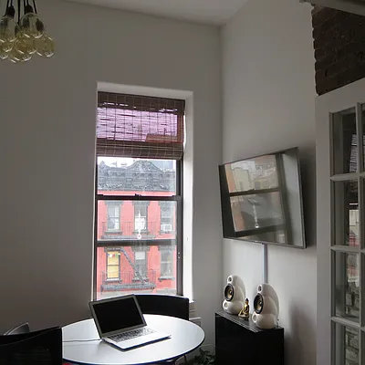 Rented by Centric New York | media 17