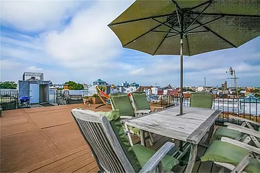 Sold by Avenue Sotheby's International Realty