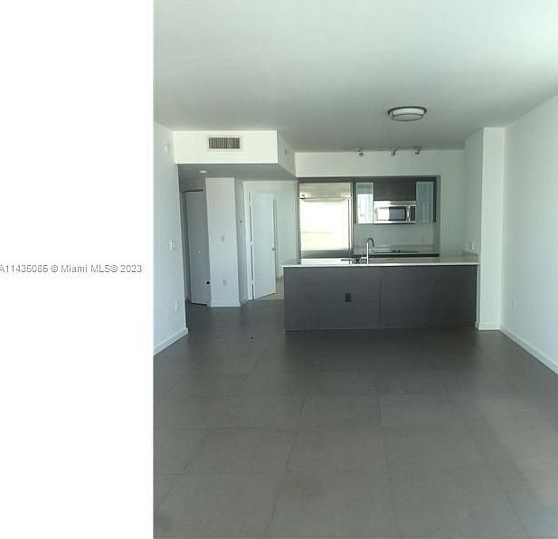 1st image of 500 Brickell Ave APT 3007