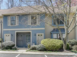 302 Gloucester Ct, Aberdeen, NJ 07747