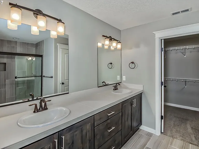 3879 Morris St — Photo 13